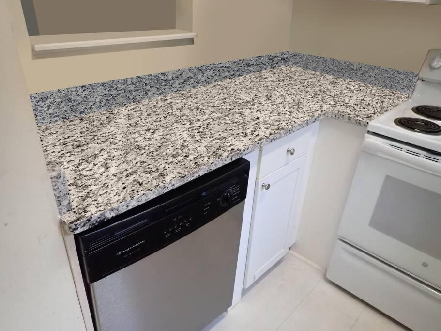 Bright And Cozy 1-Br Condo, Wifi Wilmington Extérieur photo